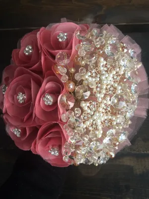 7" throw away Dusty Gold bridal bouquet/ Presentacion 3 anos/Wedding Tossing bouquet Dusty bouquet/keepsake bouquet/3 anos