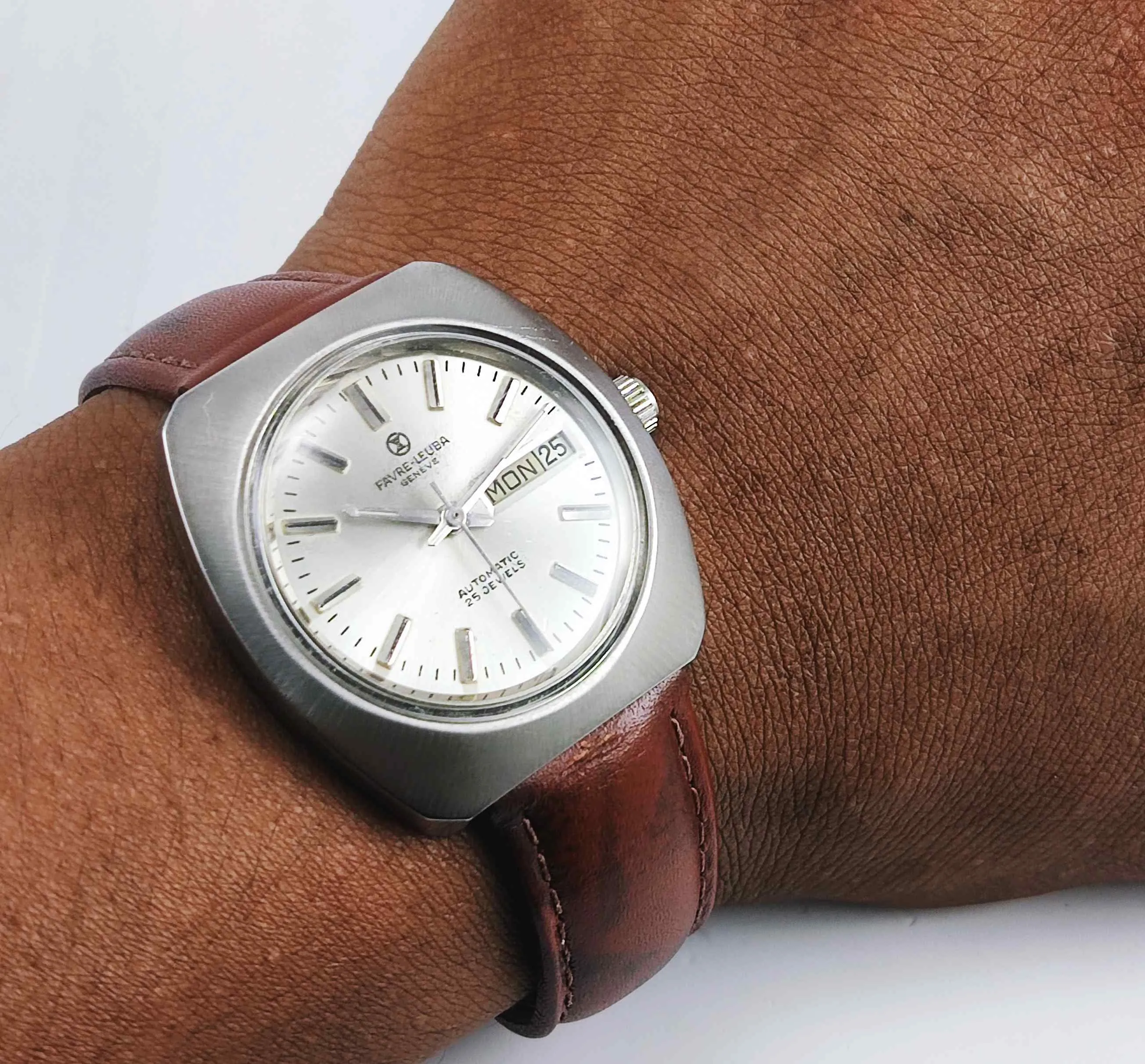 Favre Leuba Geneve 908 Silver Dial Automatic 25 Jewels Men's Wrist Watch