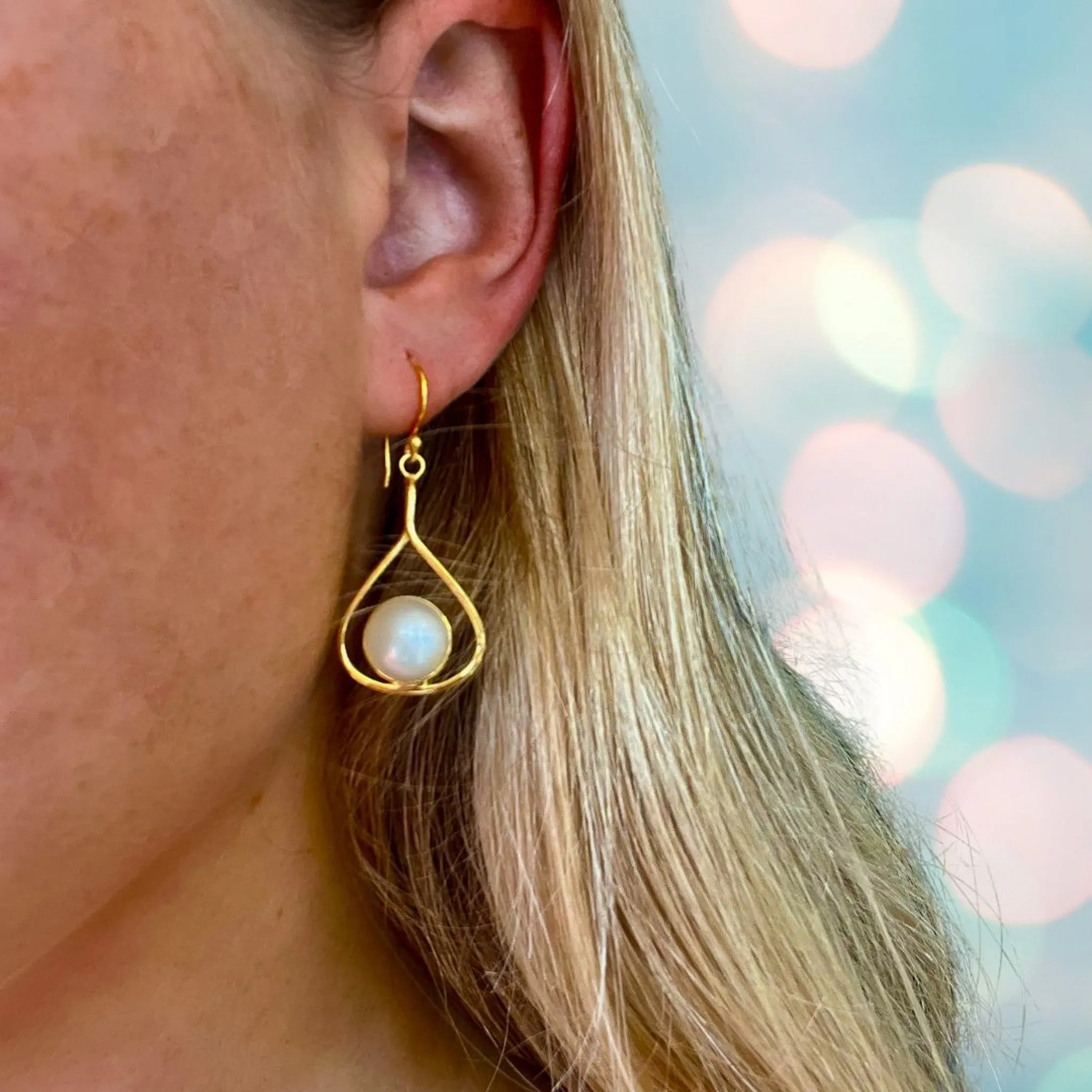 Full Moon Mabe White Pearl Earrings Gold