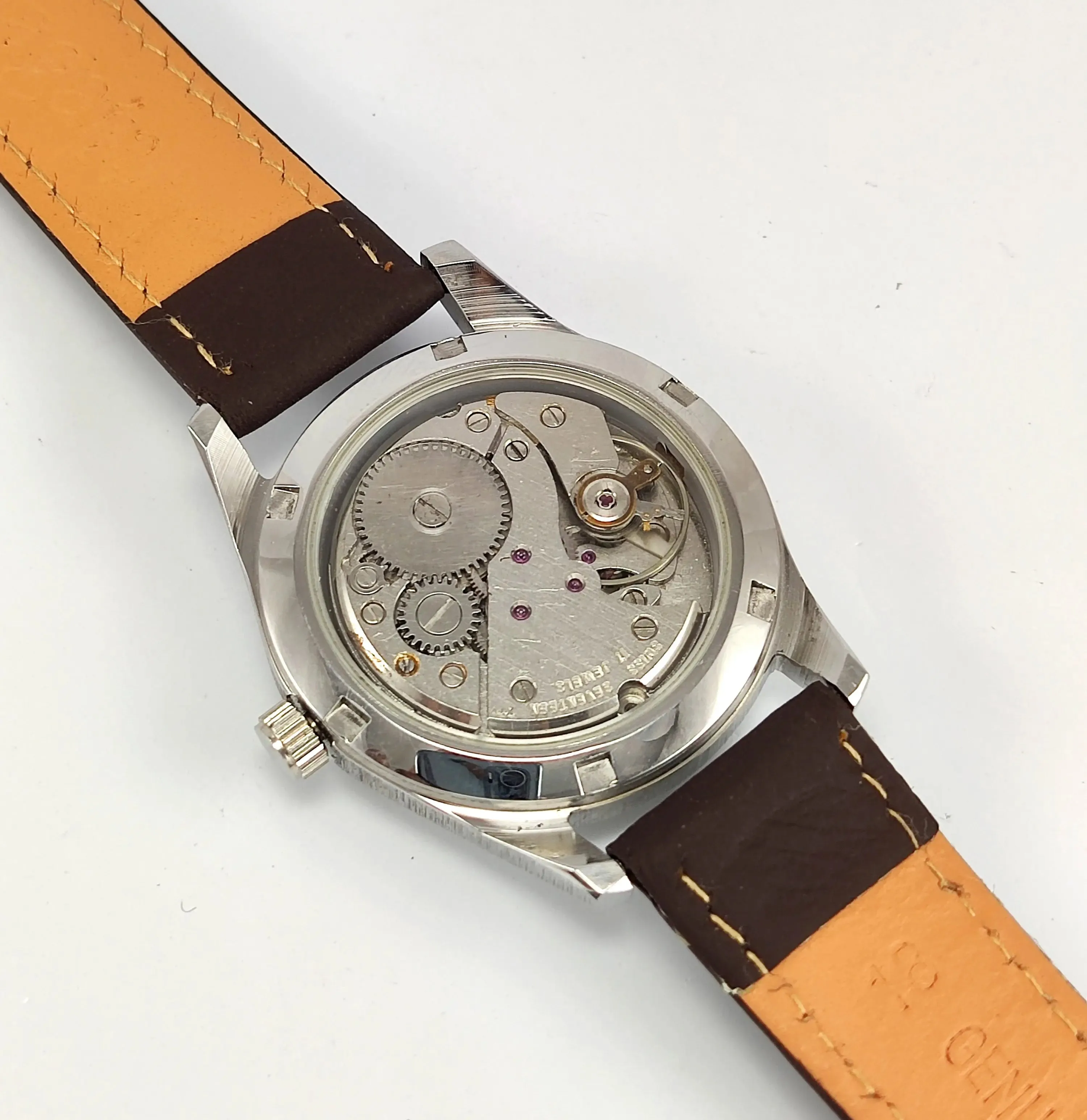 Melas Pearl Dial 17 Jewels Transparent Back Date Function Men's Hand-Winding Watch